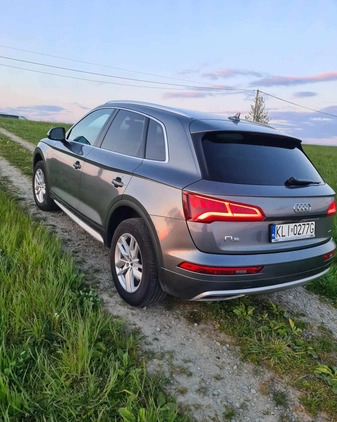 Audi Q5 cena 120000 przebieg: 76428, rok produkcji 2019 z Limanowa małe 211